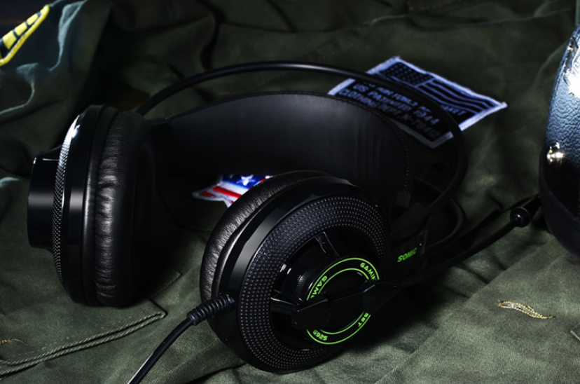 G925 Over-Ear Noise-Canceling Headphones for PC