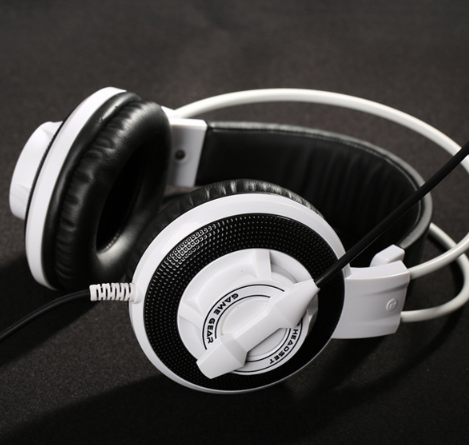 G925 Over-Ear Noise-Canceling Headphones for PC